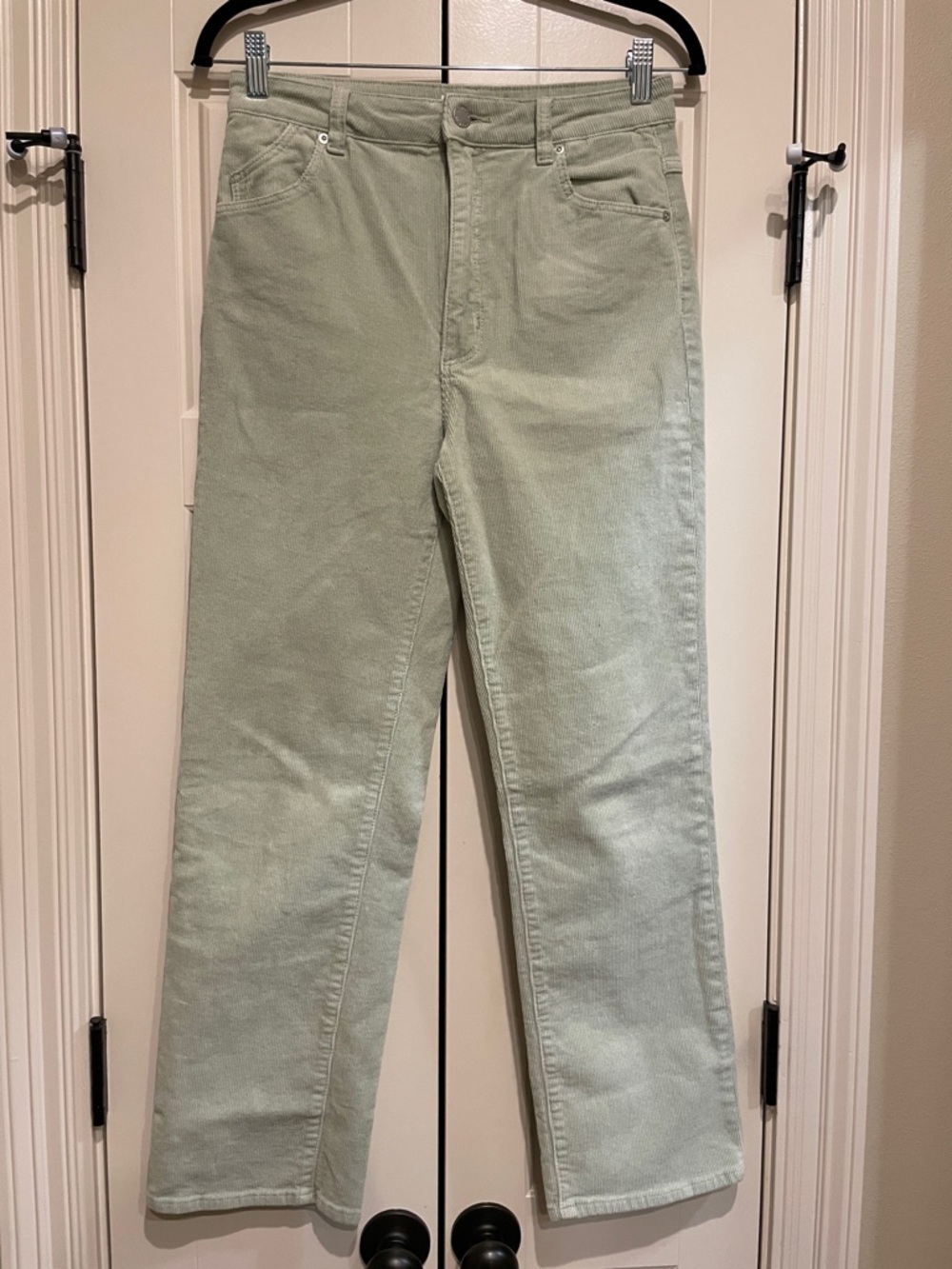 ROLLA'S Sage Green Corduroy Pants